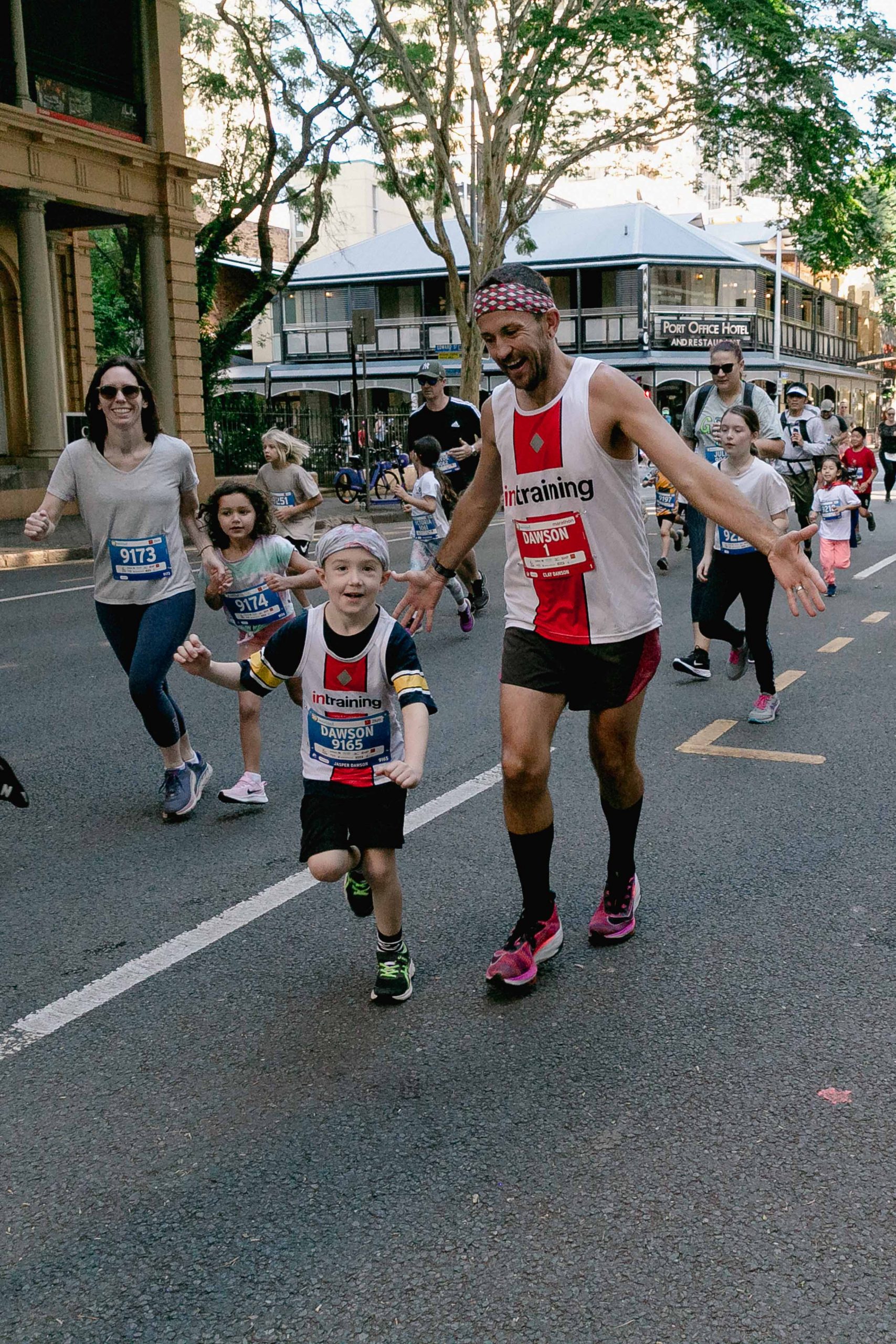  Foto zu Macca's 2km Mini Marathon - EVA Air Brisbane Marathon 